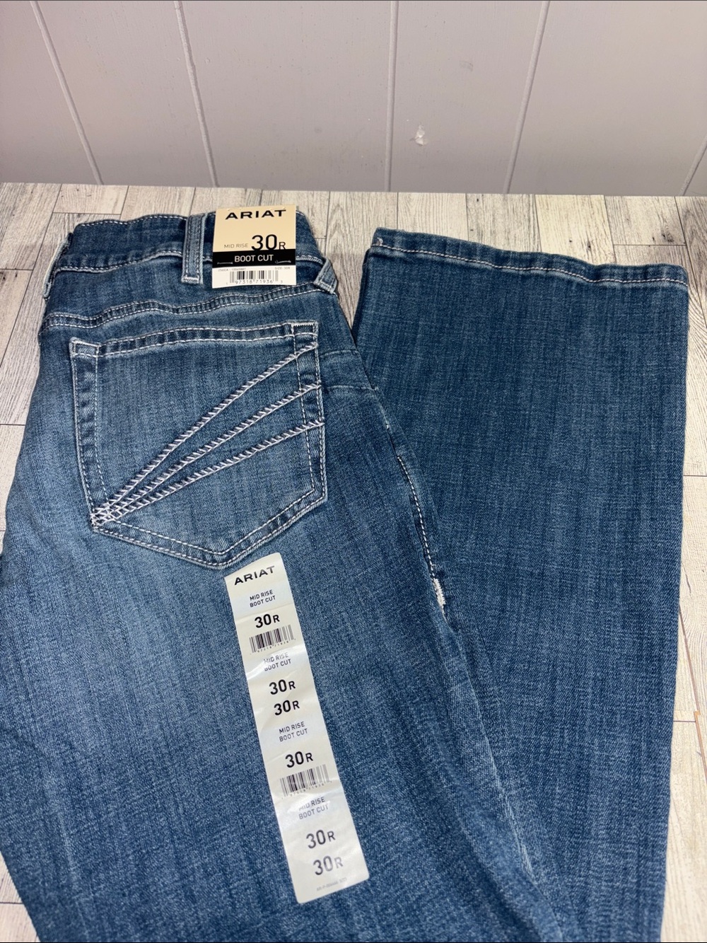 Ariat Women's Bootcut Jeans in Classic Blue